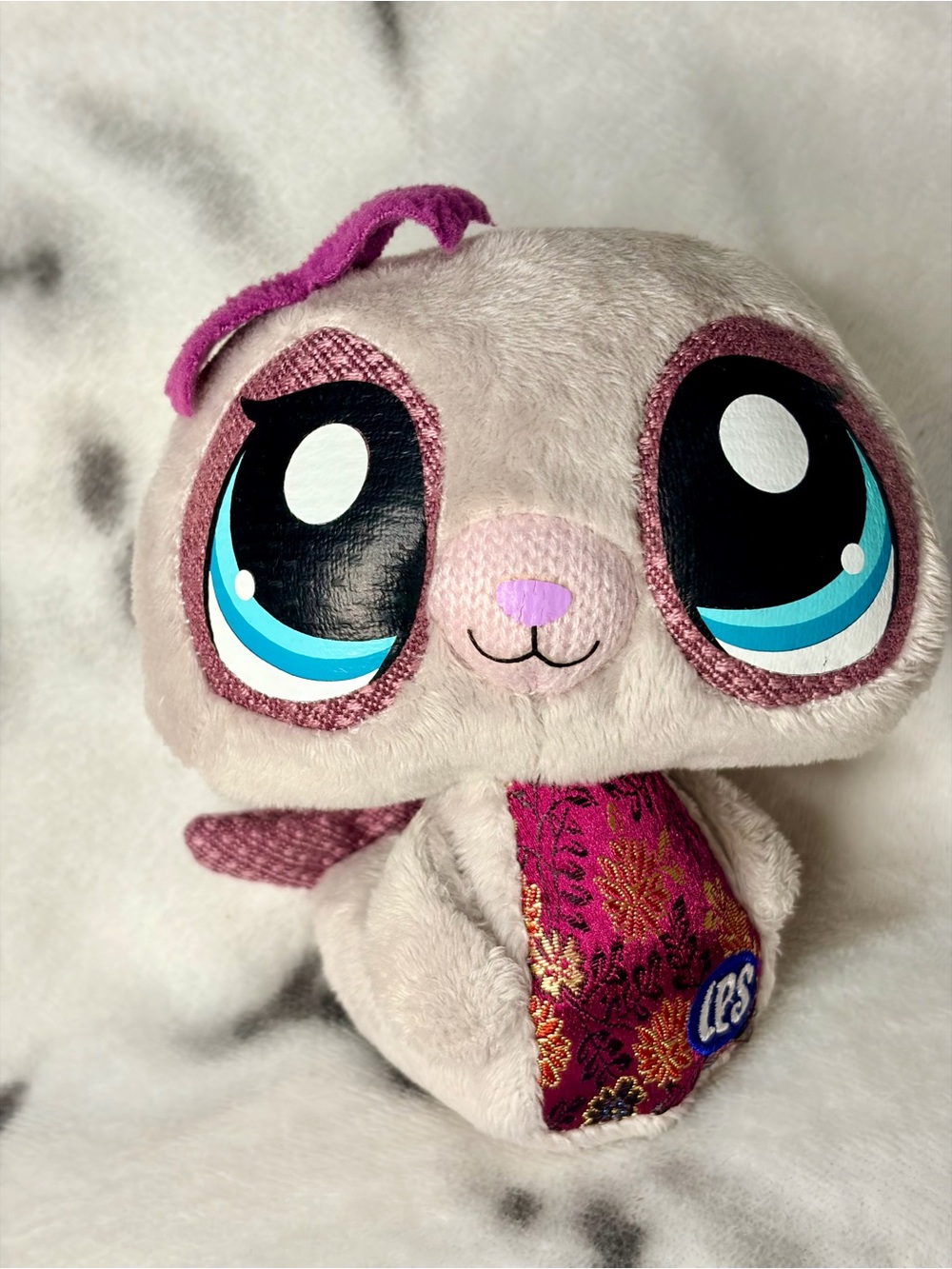 Vintage 2009 Littlest Pet Shop Seal 6” Plush Toy by Hasbro